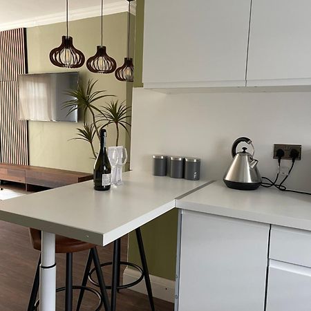 Modern Premium 2 Bedroom Home In Kent Chatham  Eksteriør bilde