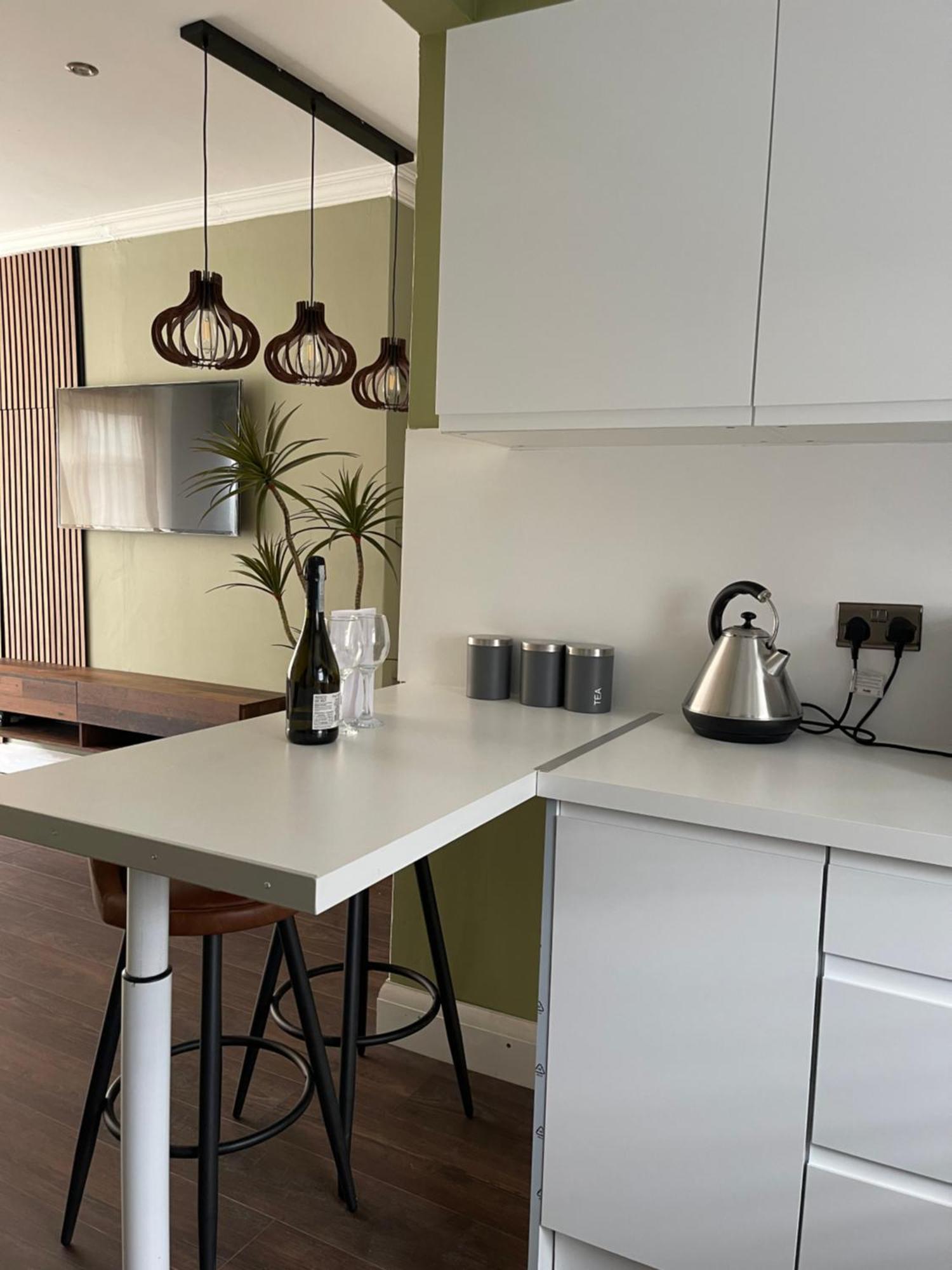 Modern Premium 2 Bedroom Home In Kent Chatham  Eksteriør bilde